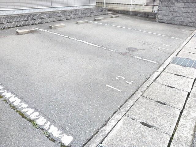 サンフレッチェ南条Ｂ（106） 駐車場