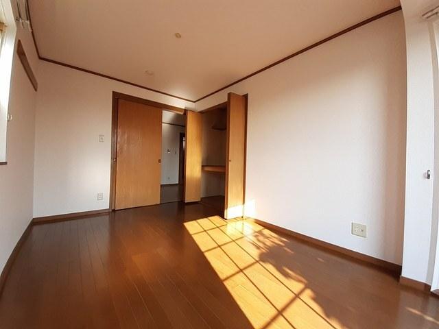クレストヨコセキ（103） 室内