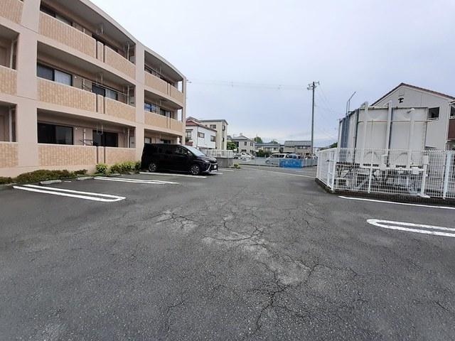フラッツ・アイⅡ（102） 駐車場