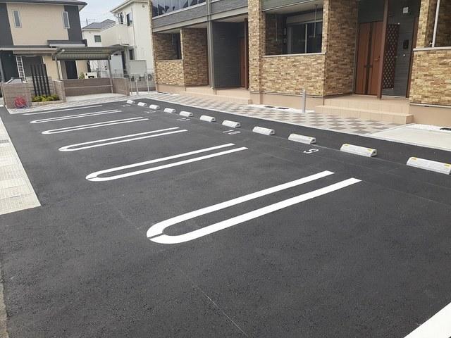 アイビー・ロードⅡ（101） 駐車場