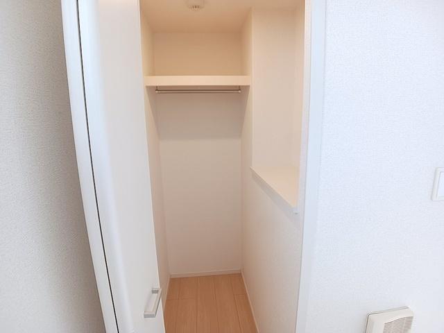 フィレール　デュ　トラジャⅢ（301） 収納