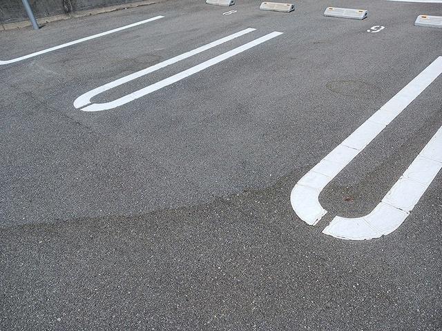 エスポアール姫路東（103） 駐車場