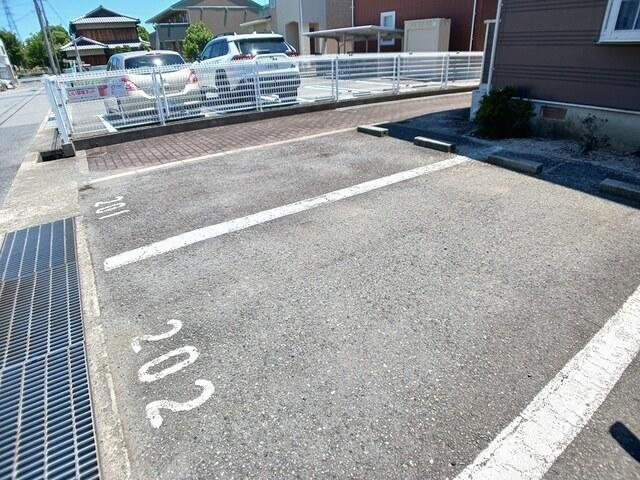 レジデンス北新在家（101） 駐車場