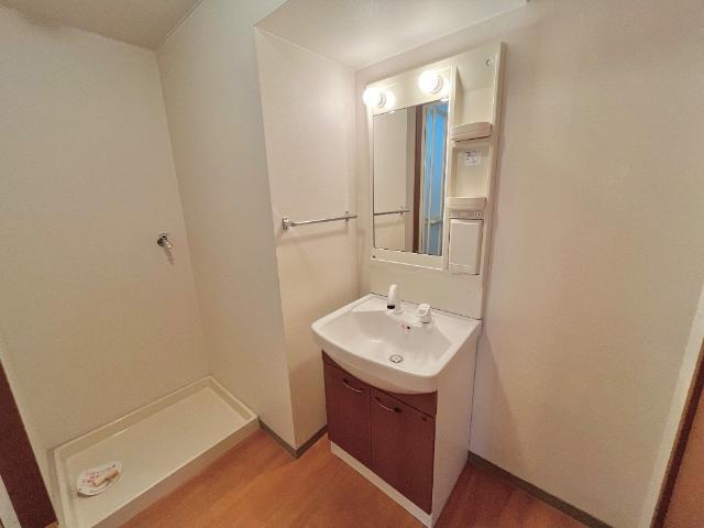 ロイヤルヒルズ青山 部屋画像