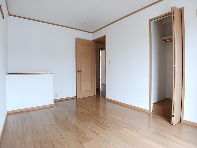 モデルン−ミーツ．（204） 室内