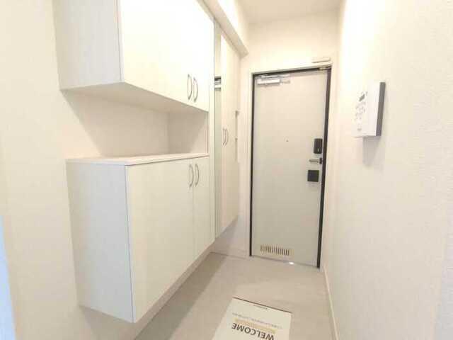 ラ グリシーヌ青山（102） 玄関