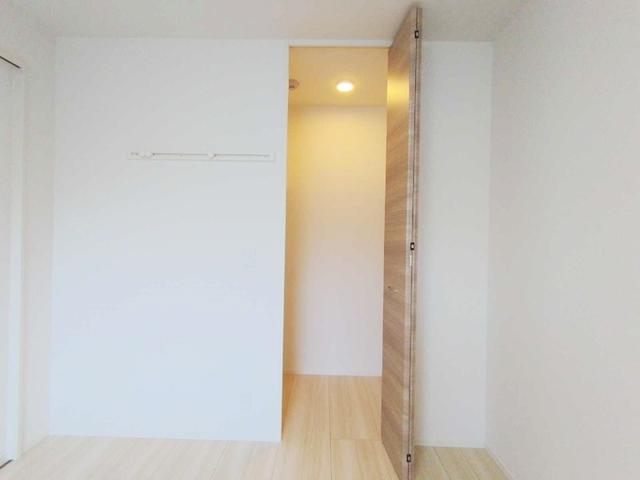 ラ グリシーヌ青山（302） 収納