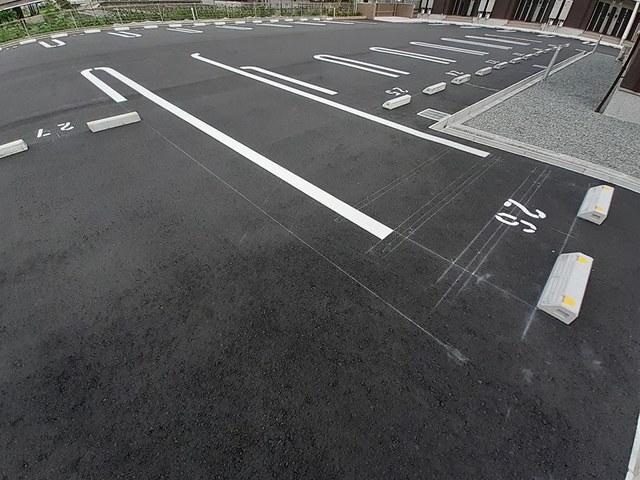 ハウオリエカヒ（205） 駐車場