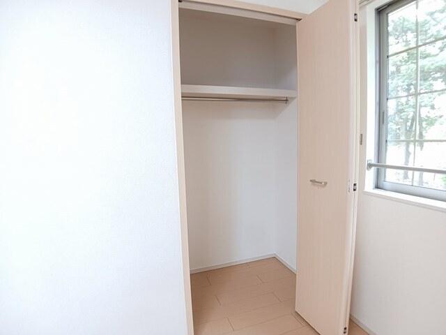 アンソレイエ飾磨　Ⅱ番館（205） 収納