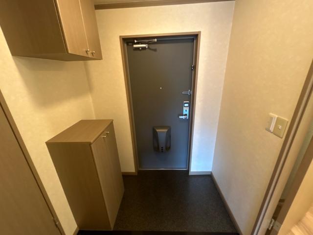 アシュランス 玄関