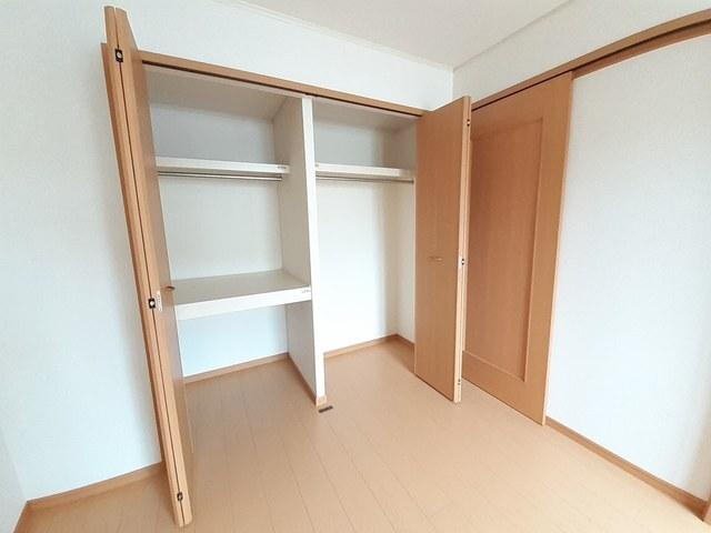 メゾンプラージュⅡ（101） 収納