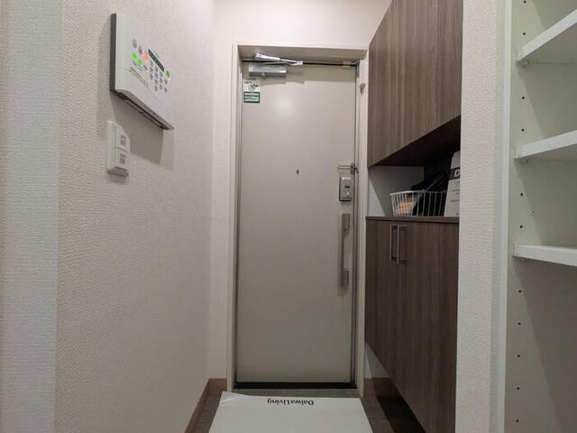 タウンさらⅡ（105） 玄関