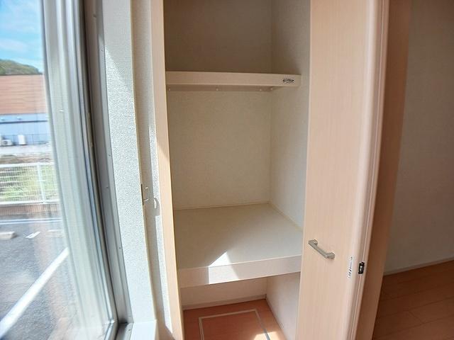 フィオーレ西庄Ａ（101） 玄関