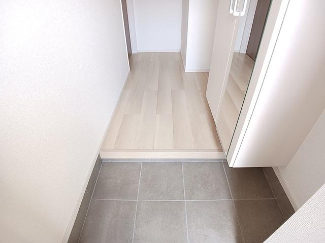 ステラ野里（101） 玄関