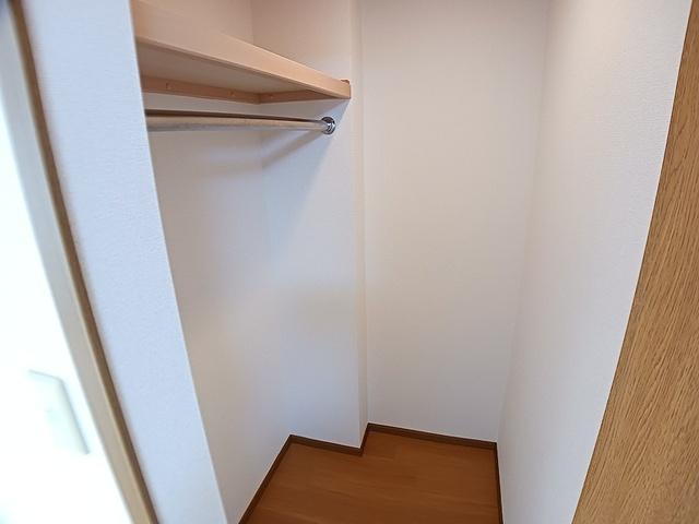 サン・フロール（101） 玄関