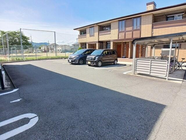 フェリア香呂Ｂ（103） 駐車場