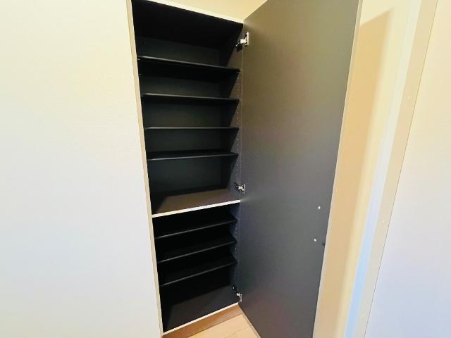 リファインド　レジデンス 部屋画像