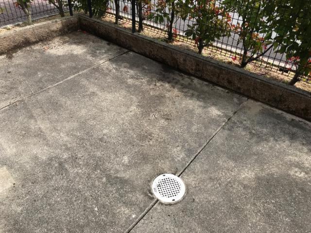 ハイツエトワール 庭