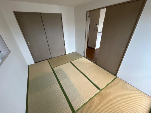 リブ・ヒルズ 部屋画像