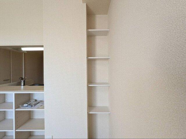 プラムコート（103） 収納