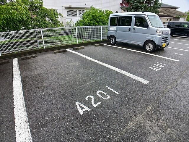 アムラインＡ（101） 駐車場