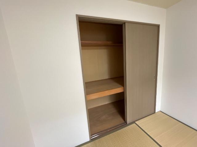 ミィーティア 収納