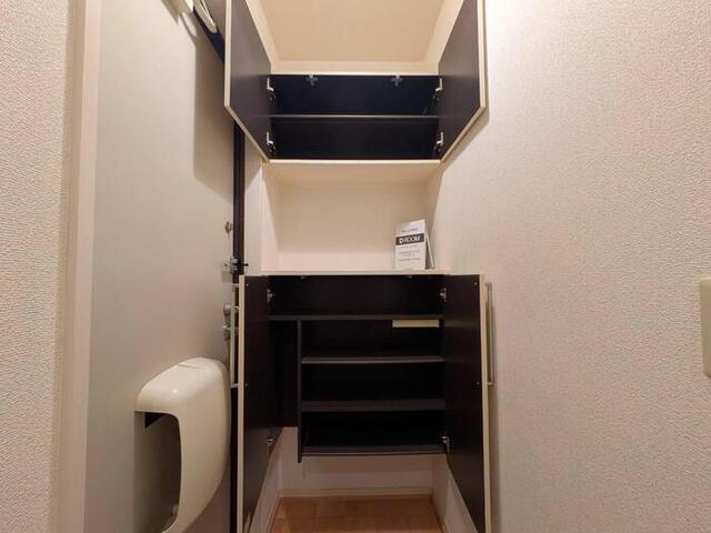 グランモア航　Ａ棟（102） 収納