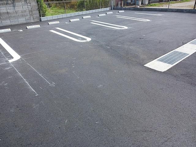 チェリーチ東同心町（102） 駐車場