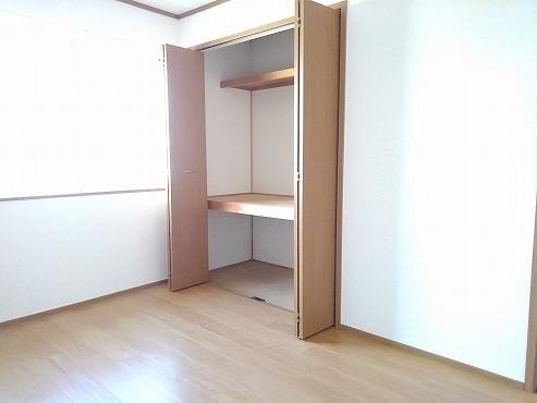 エルガーデンパレスⅠ（203） 収納