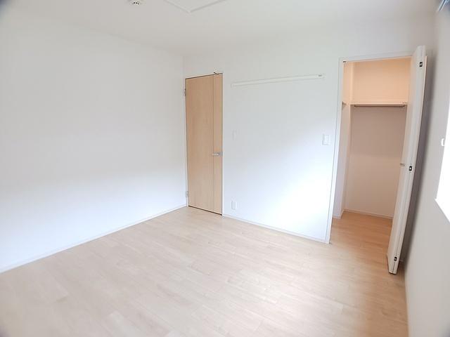 ジュネス青山（104） 室内