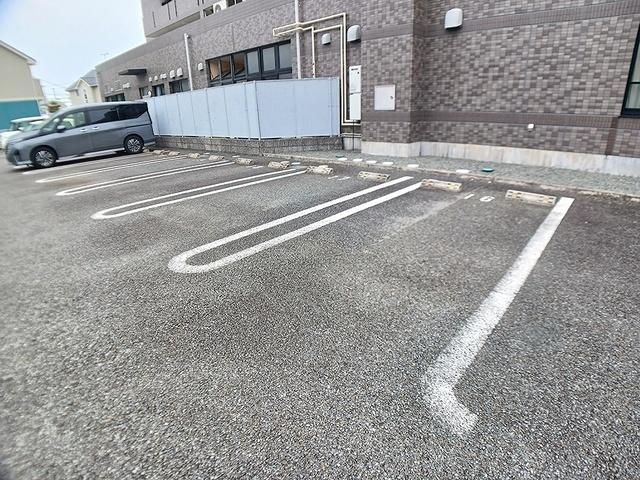 ラフォーレ広畑（505） 駐車場