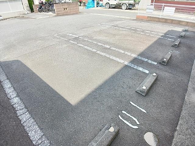 サン　クレメントＣ（104） 駐車場