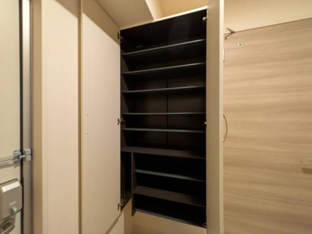セジュール・Ｔ・青山西（102） 収納