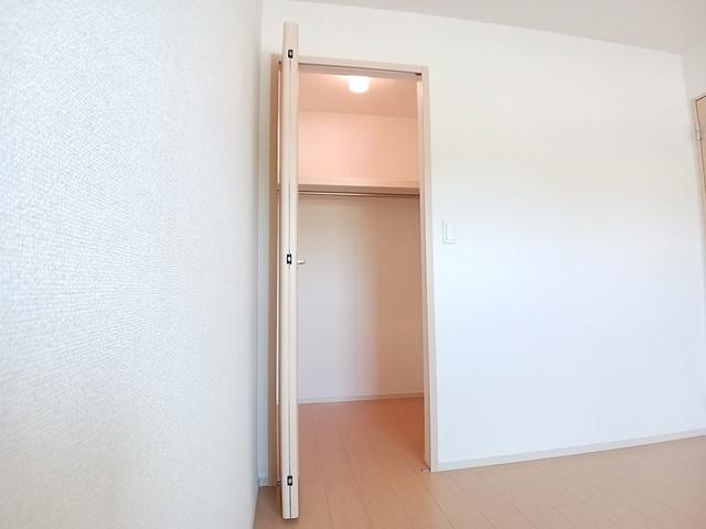 スモールヴィレッジⅡ（101） 玄関
