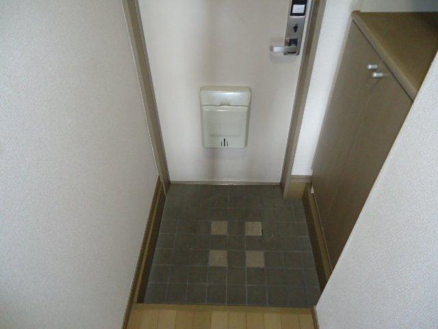 ラルーナ 玄関