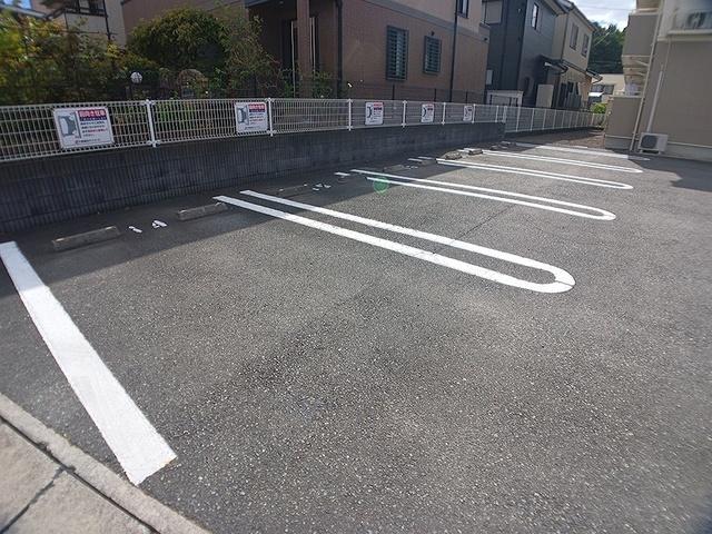 スマイル　タウンＢ（104） 駐車場