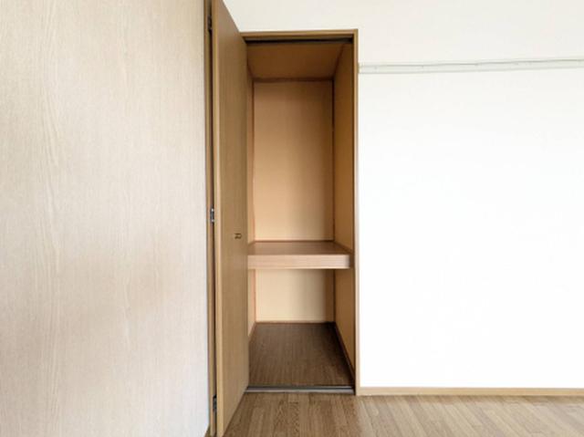 メイプルハイツ（203） 収納