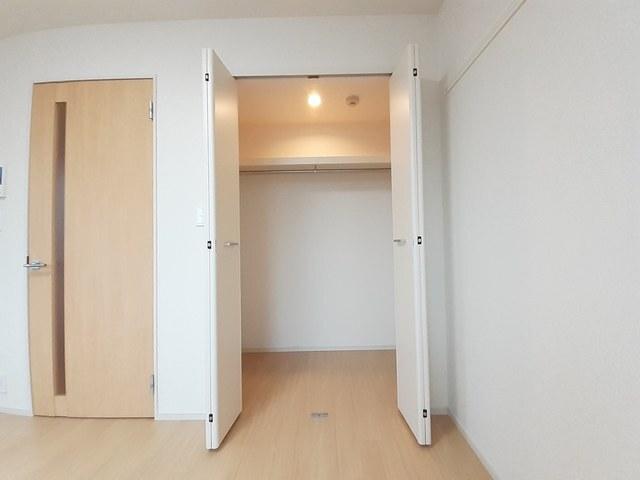 ｂｏｎｈｅｕｒ姫路栗山町（803） 収納