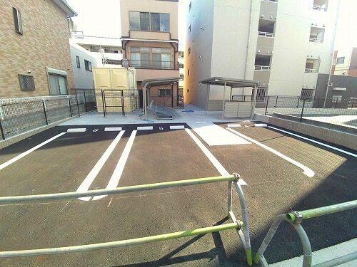 Ａｍｅｎｉｔｙ　Ｗｅｓｔ（102） 駐車場
