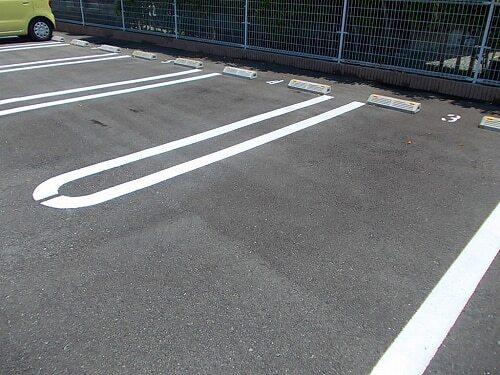 アルページュ（103） 駐車場