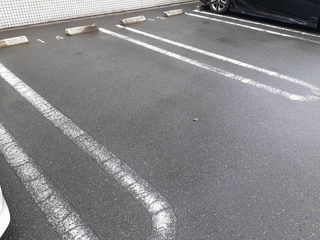 ポーシェガーデン２（109） 駐車場