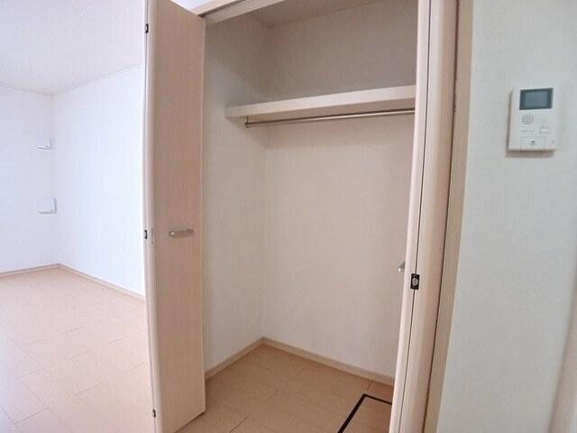ワイズ　コンブリオⅤ（101） 収納