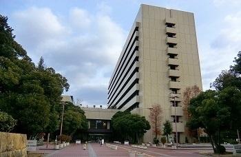 姫路市役所：1100m
