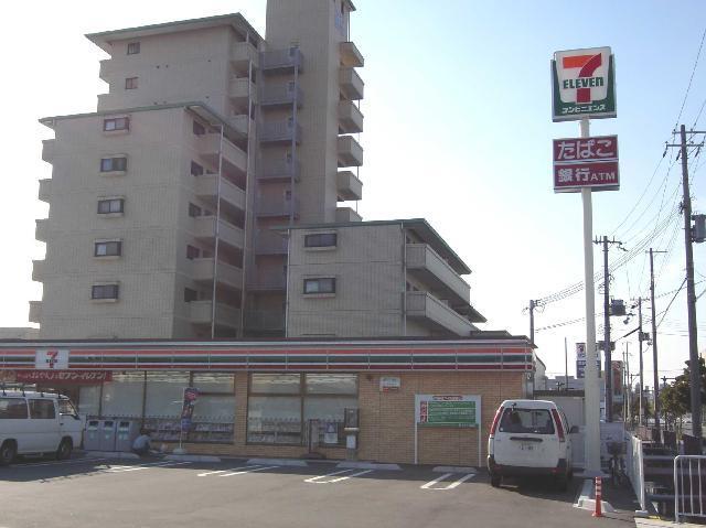 セブンイレブン：800m
