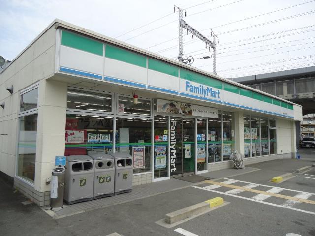 ファミリーマート西夢前台五丁目店：411m