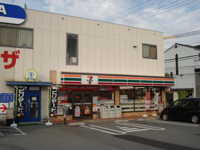 セブンイレブン姫路広畑才店：740m