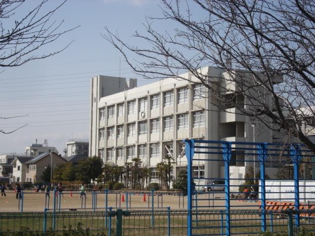 市立大津茂小学校：580m