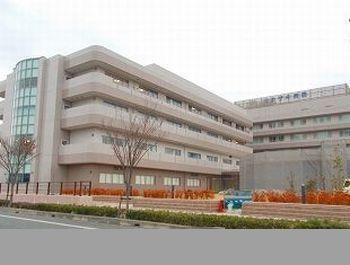 ツカザキ病院：1300m
