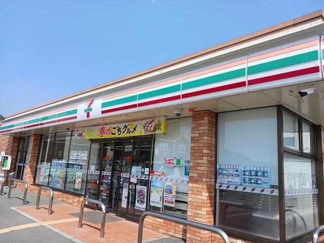 セブンイレブン：960m