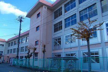 花田小学校：1000m